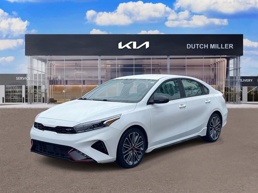 Used 2023 Kia Forte GT image 3