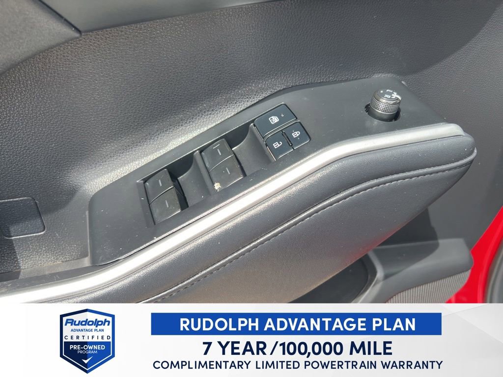 Used 2021 Toyota Highlander XSE FWD image 31