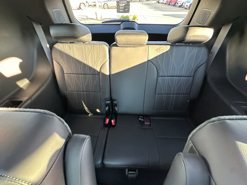 New 2026 Buick Enclave Avenir image 32
