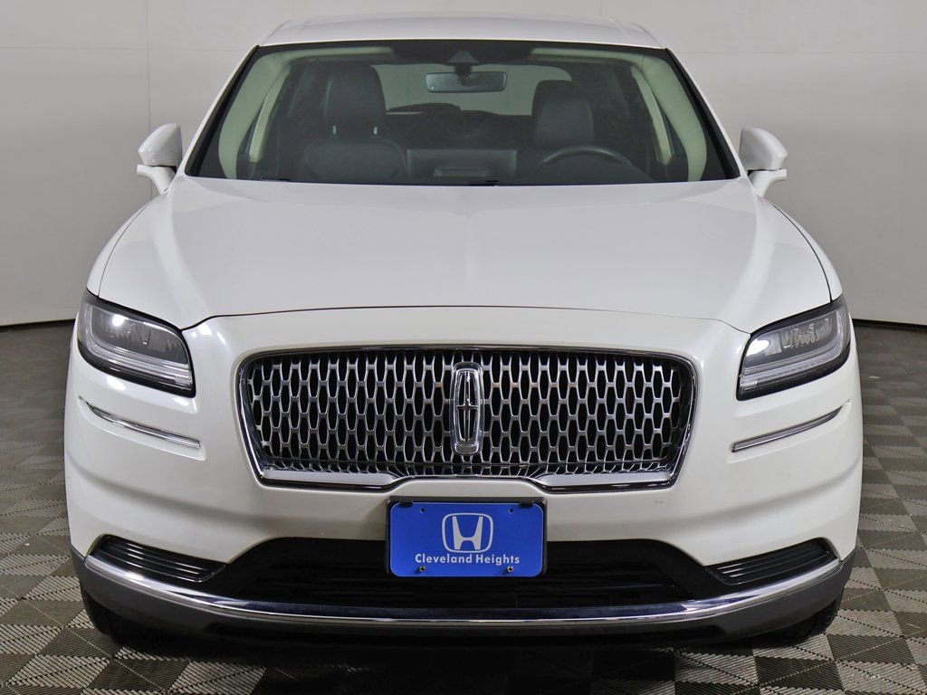 Used 2022 Lincoln Nautilus AWD image 9