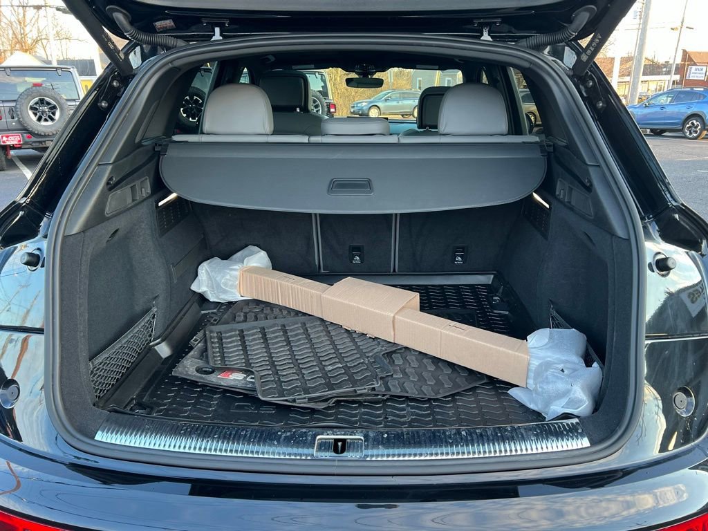 Used 2022 Audi SQ5 Premium Plus image 22