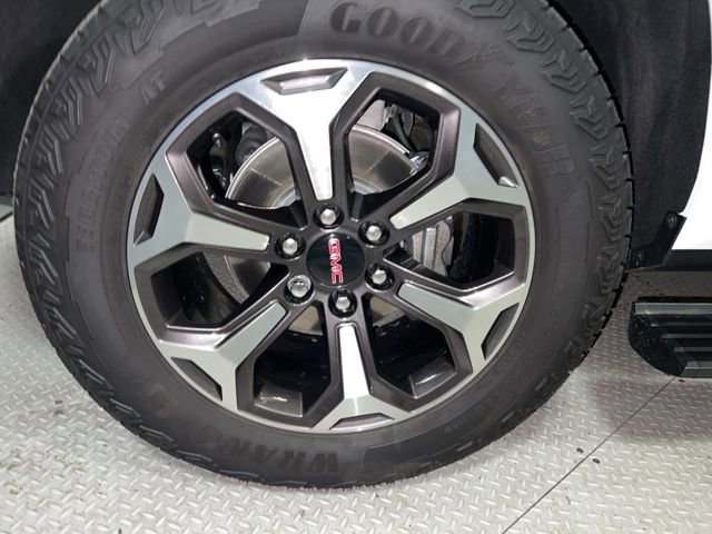 Used 2025 GMC Yukon XL AT4 Ultimate image 16