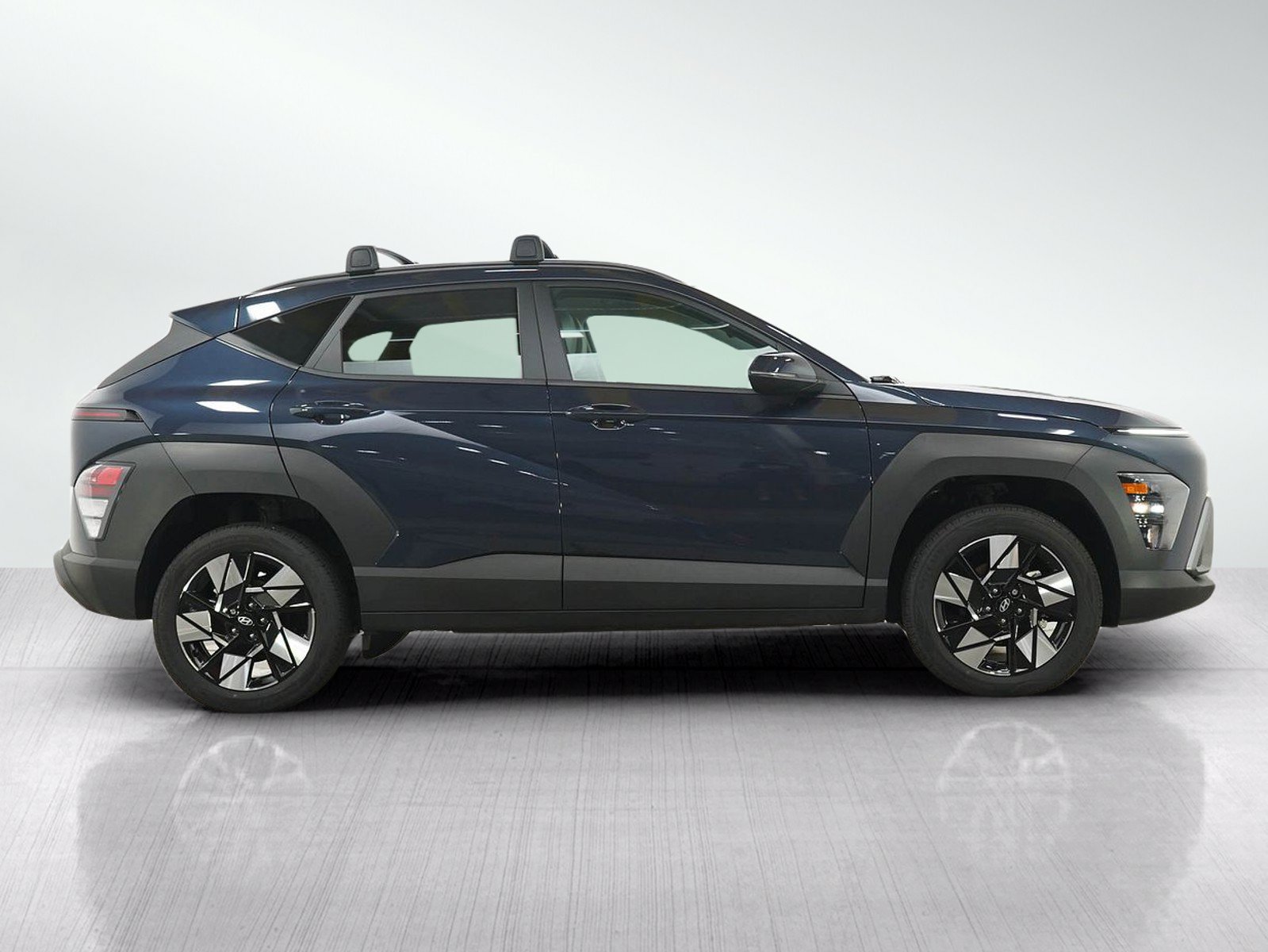 Certified 2024 Hyundai Kona SEL AWD/4WD image 6