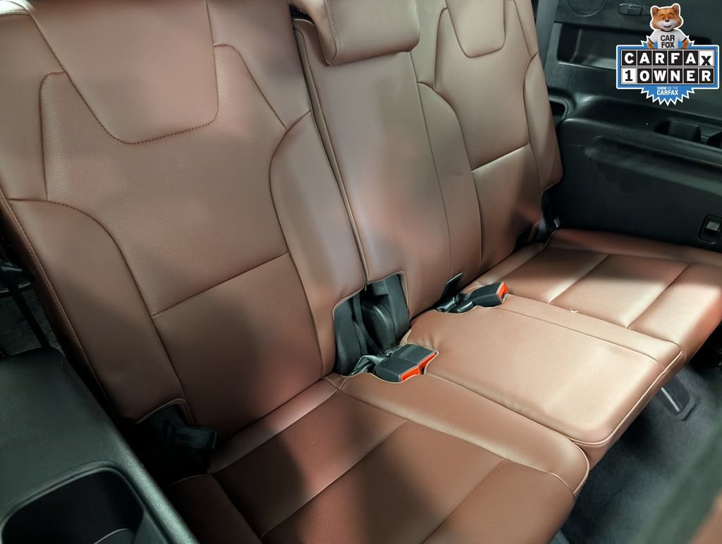 Certified 2024 Kia Telluride EX w/ EX Captain's Chair Package AWD/4WD image 28