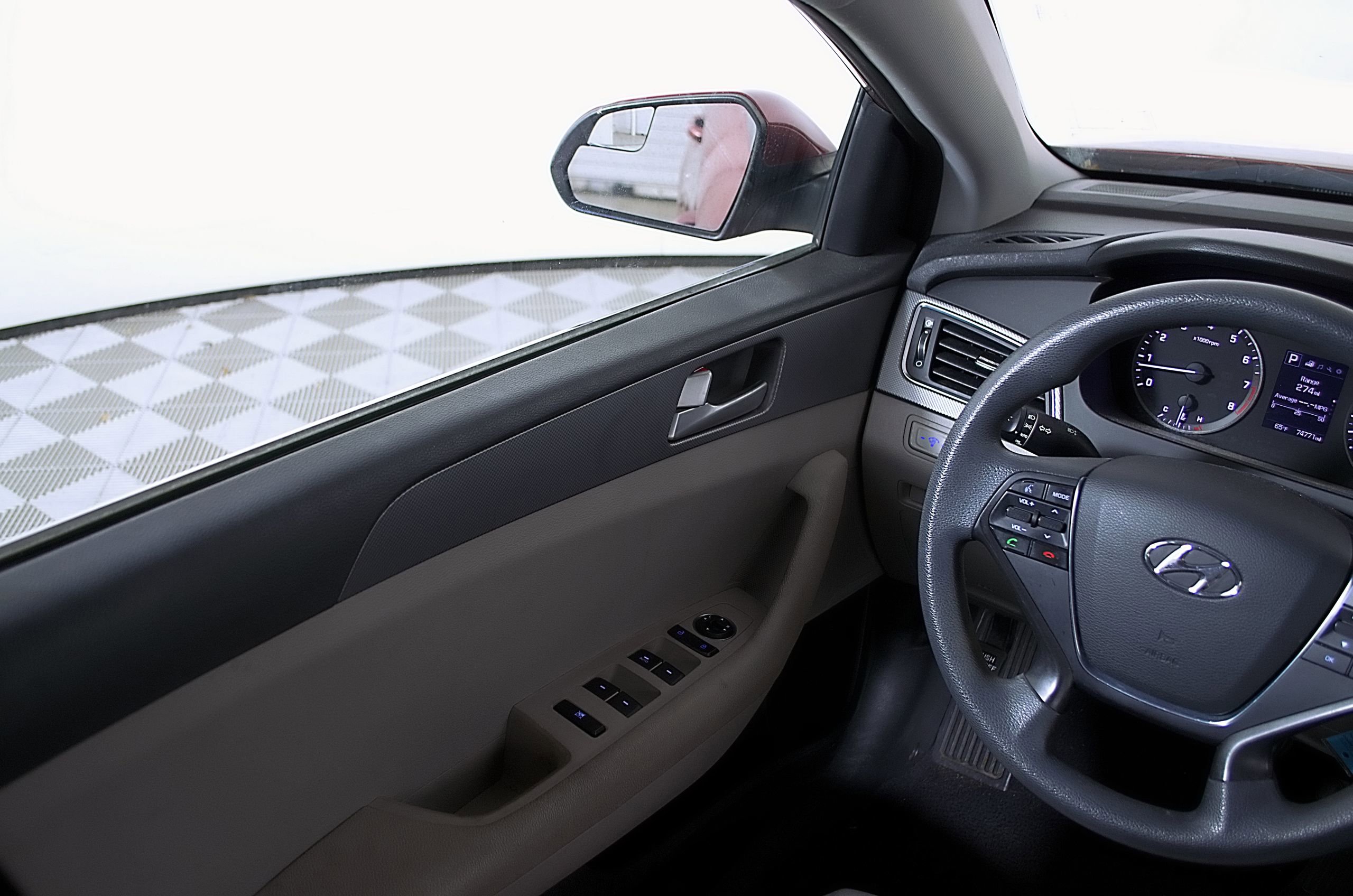 Used 2016 Hyundai Sonata SE FWD image 24