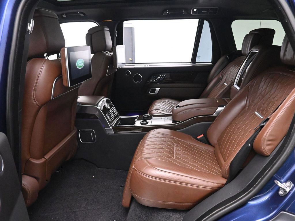 Used 2019 Land Rover Range Rover LWB SV Autobiography image 17