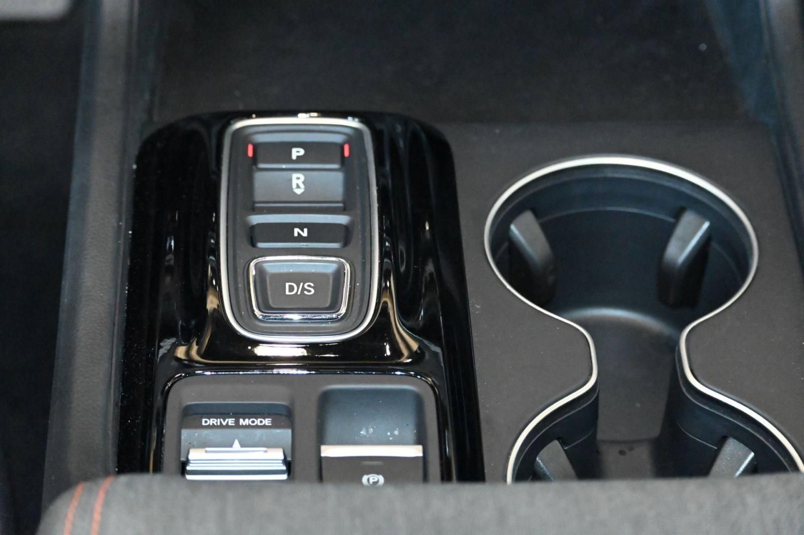 New 2026 Honda Pilot Sport image 24