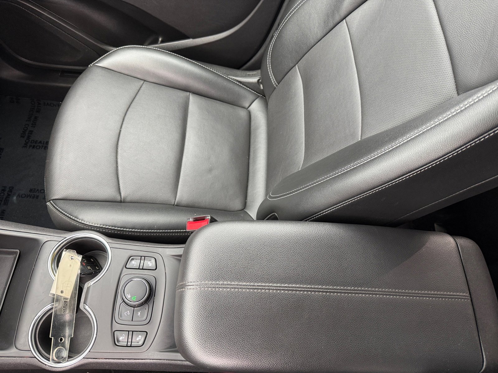 Used 2024 GMC Terrain SLT image 14