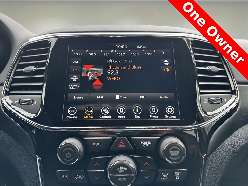 Used 2021 Jeep Grand Cherokee Laredo X image 20