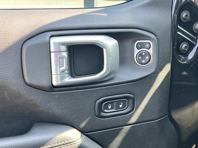 Used 2021 Jeep Wrangler Unlimited Sahara AWD/4WD image 25