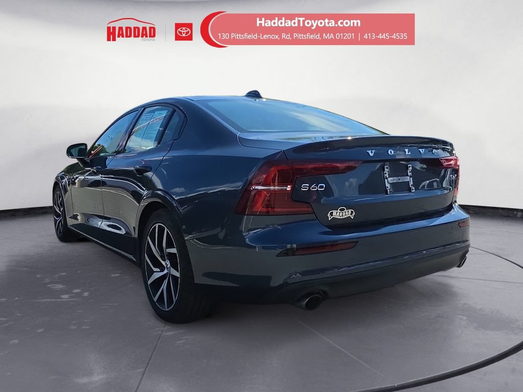 Used 2020 Volvo S60 T6 Momentum AWD/4WD image 3