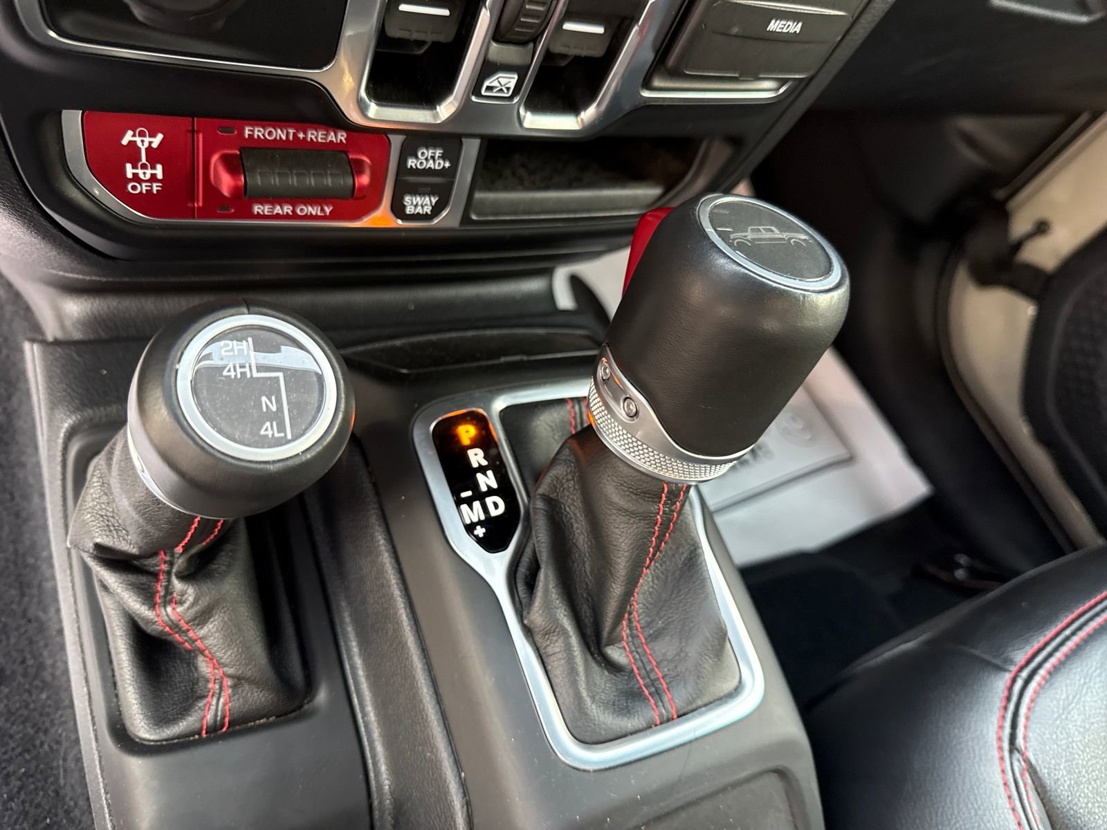 Used 2022 Jeep Gladiator Rubicon w/ LED Lighting Group image 24