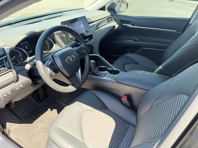 Used 2023 Toyota Camry SE FWD image 28