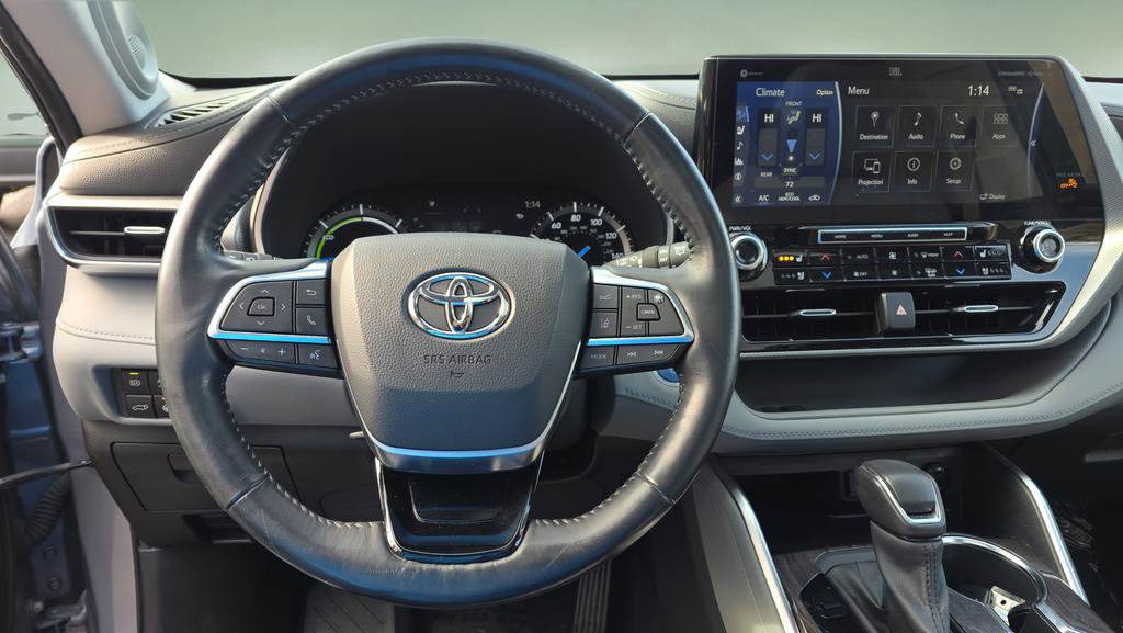 Used 2021 Toyota Highlander Platinum image 21