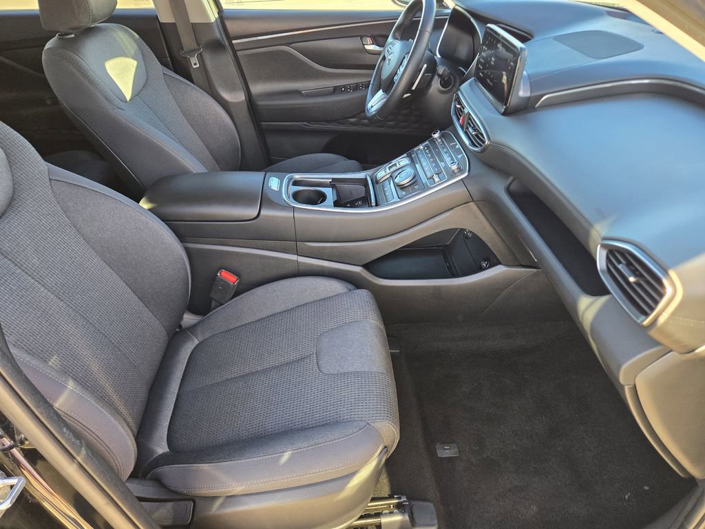 Used 2023 Hyundai Santa Fe SEL image 17