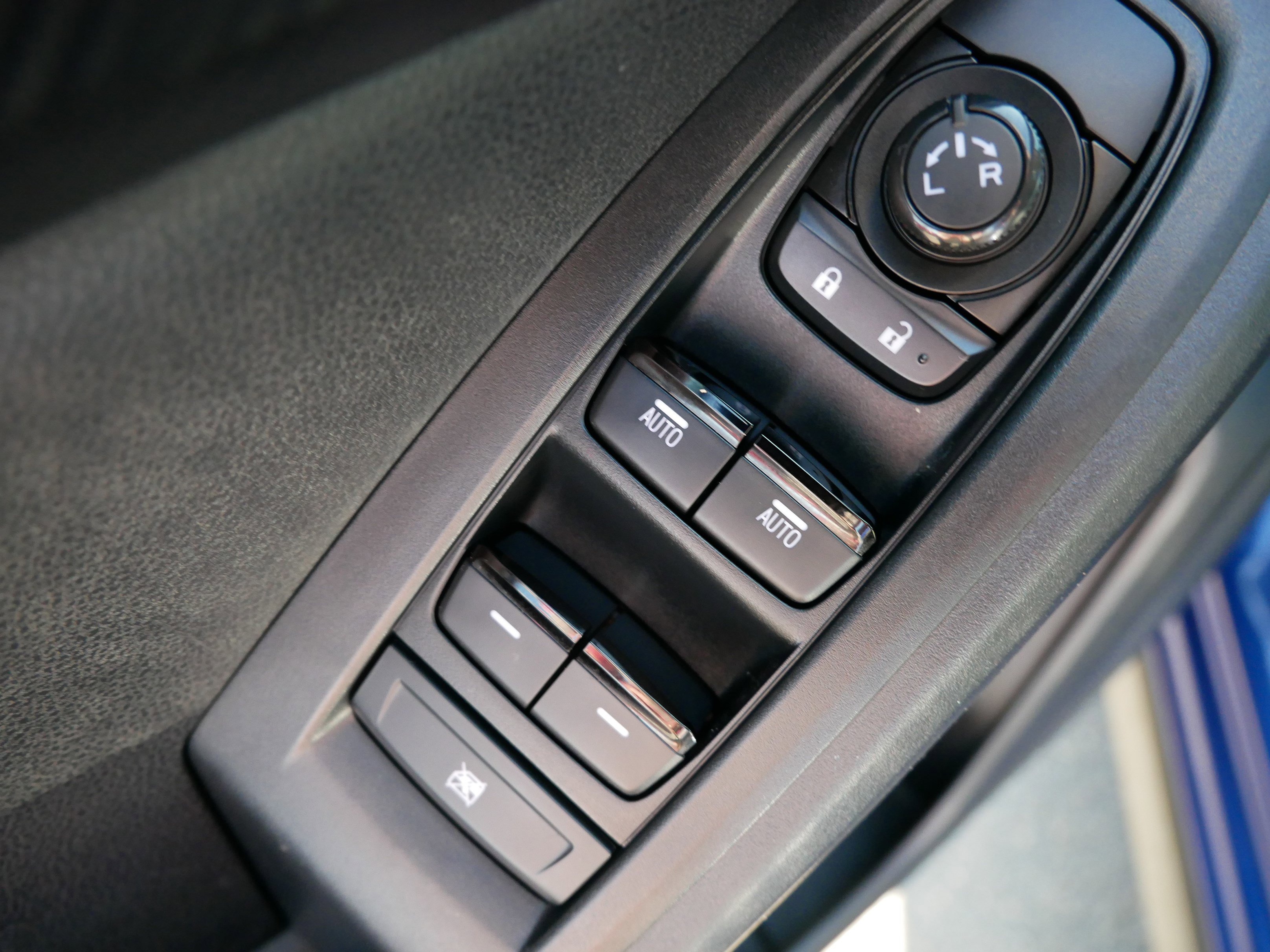 Certified 2024 Subaru Crosstrek 2.0i Premium image 19