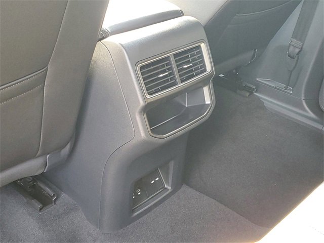 New 2026 Volkswagen Atlas Cross Sport SE image 11