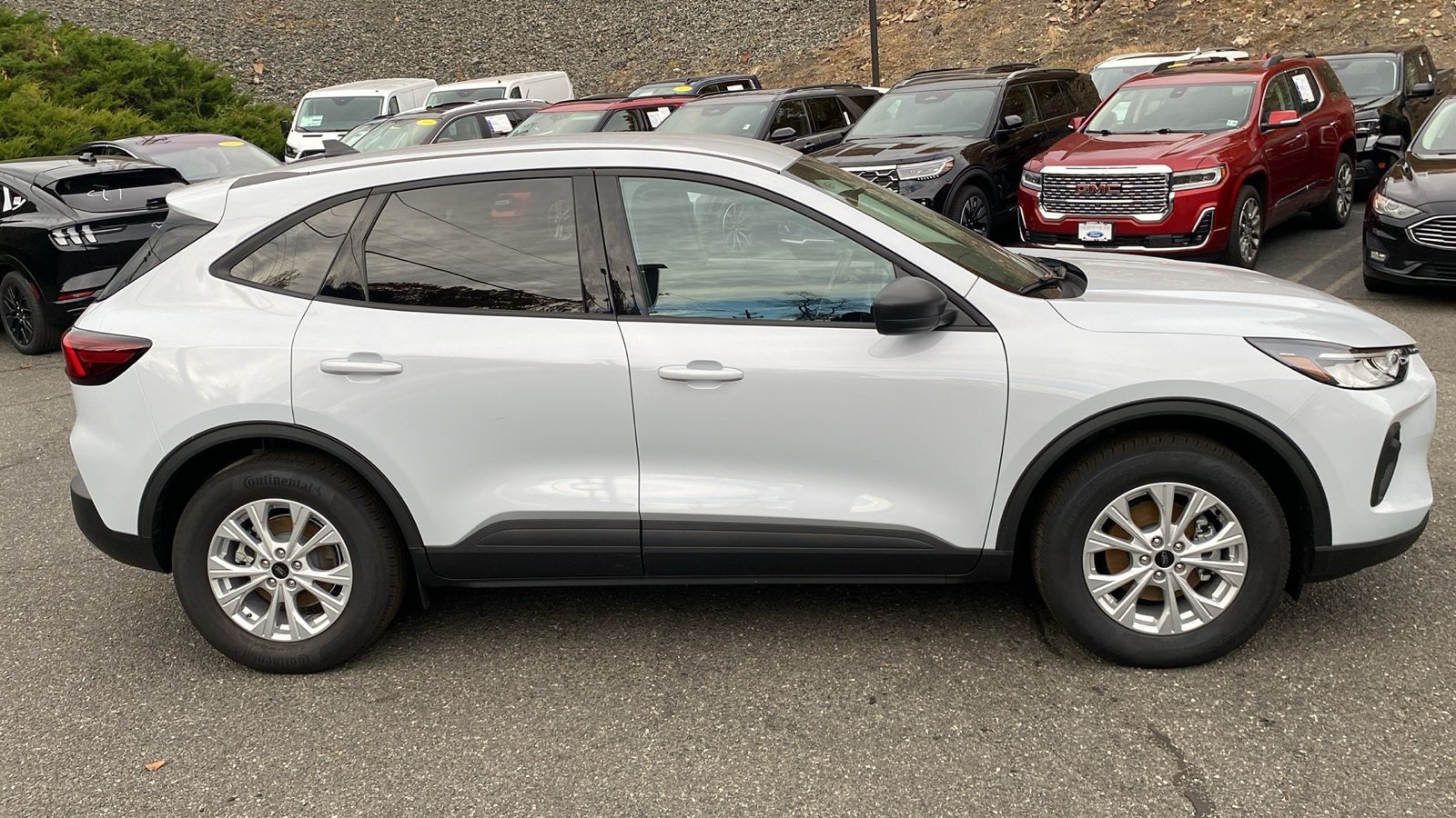 Used 2025 Ford Escape Active w/ Tech Pack #1 AWD/4WD image 27