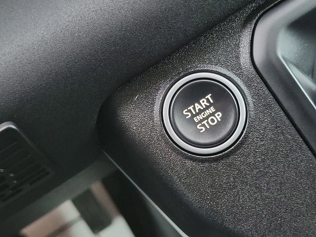 Used 2021 Land Rover Defender 110 SE image 15