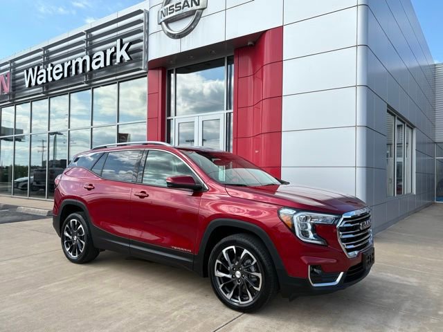 Used 2024 GMC Terrain SLT
