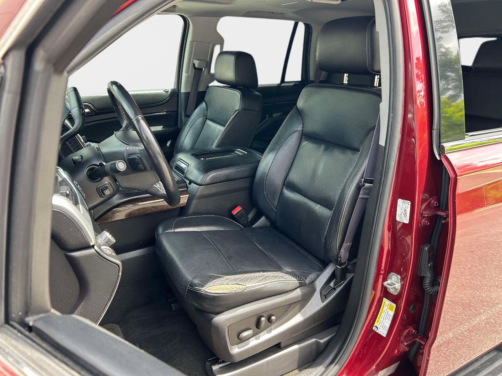 Used 2016 Chevrolet Tahoe LT w/ Luxury Package RWD image 43