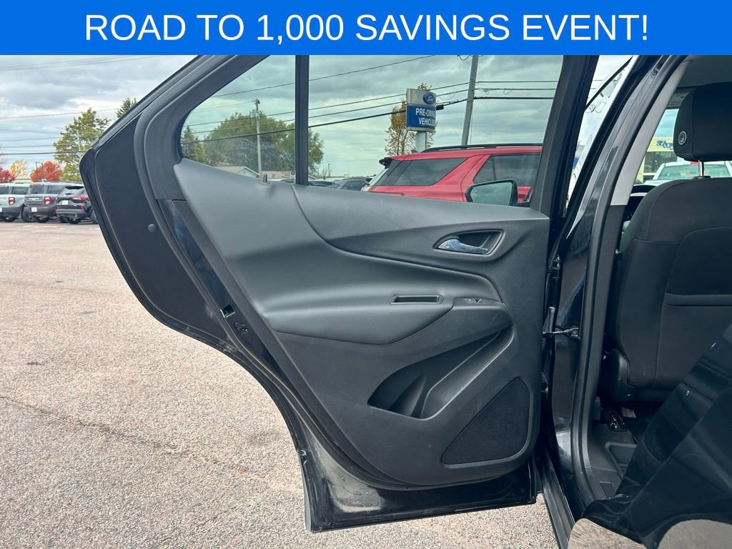 Used 2020 Chevrolet Equinox LT image 17