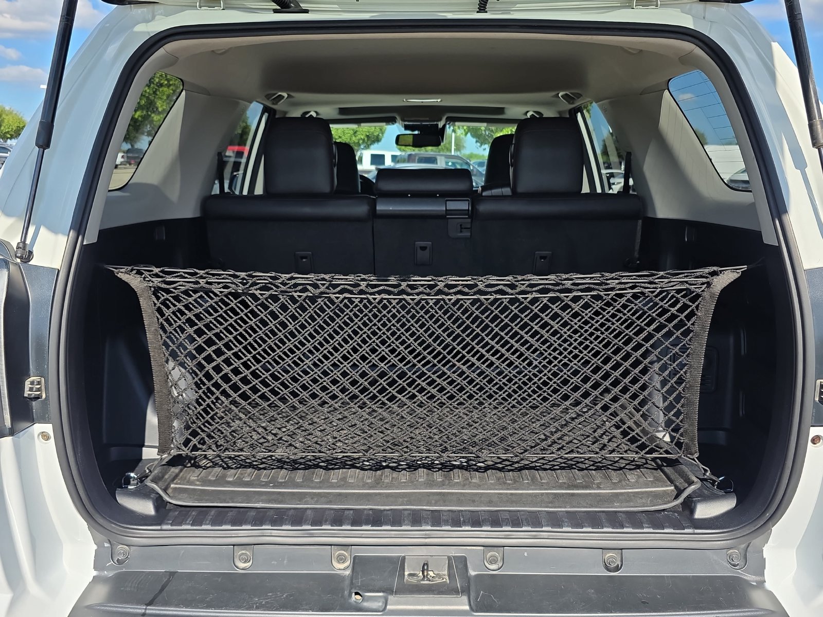 Used 2020 Toyota 4Runner Venture w/ Moonroof Package AWD/4WD image 31