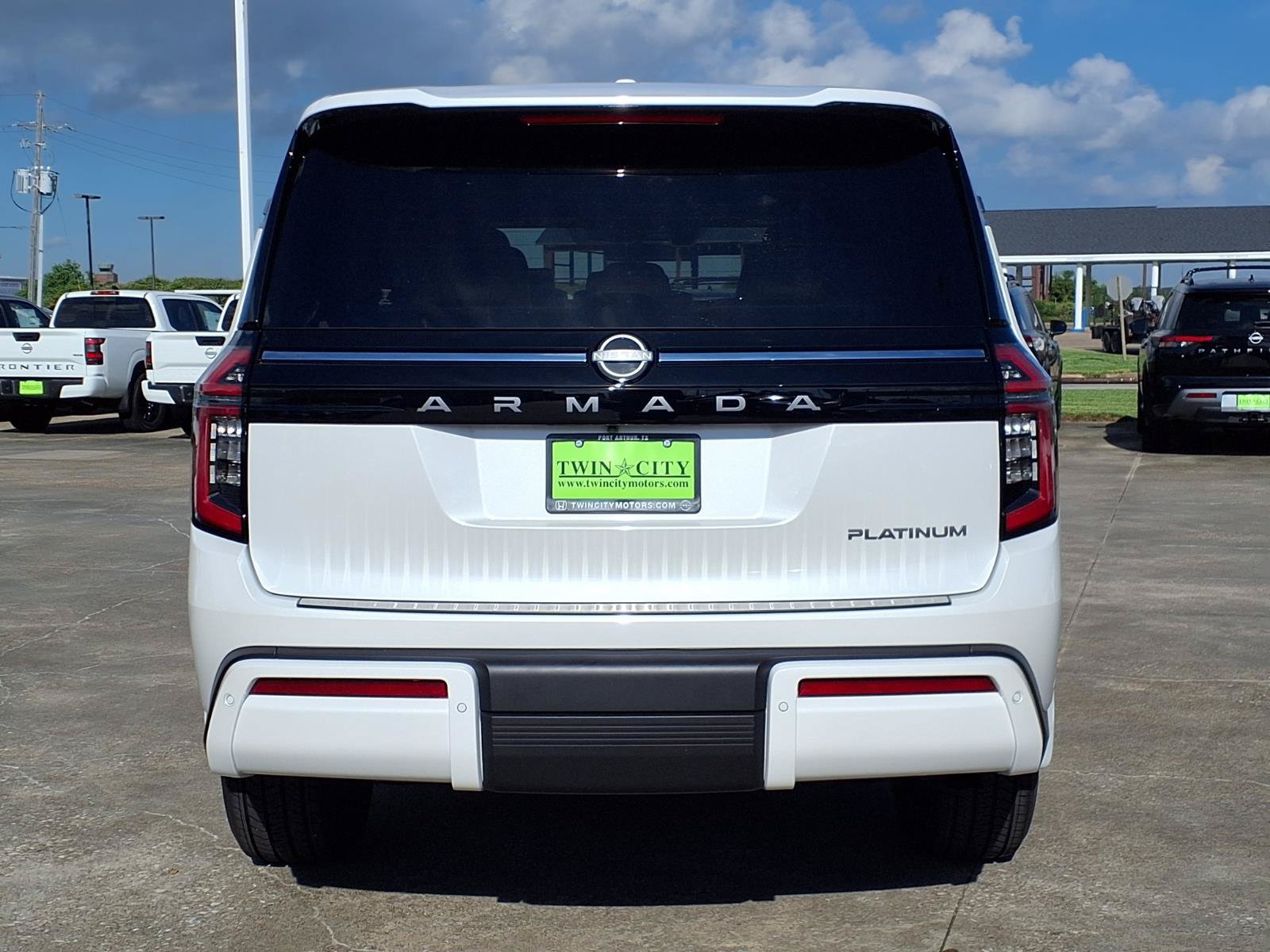 New 2026 Nissan Armada Platinum AWD/4WD image 4