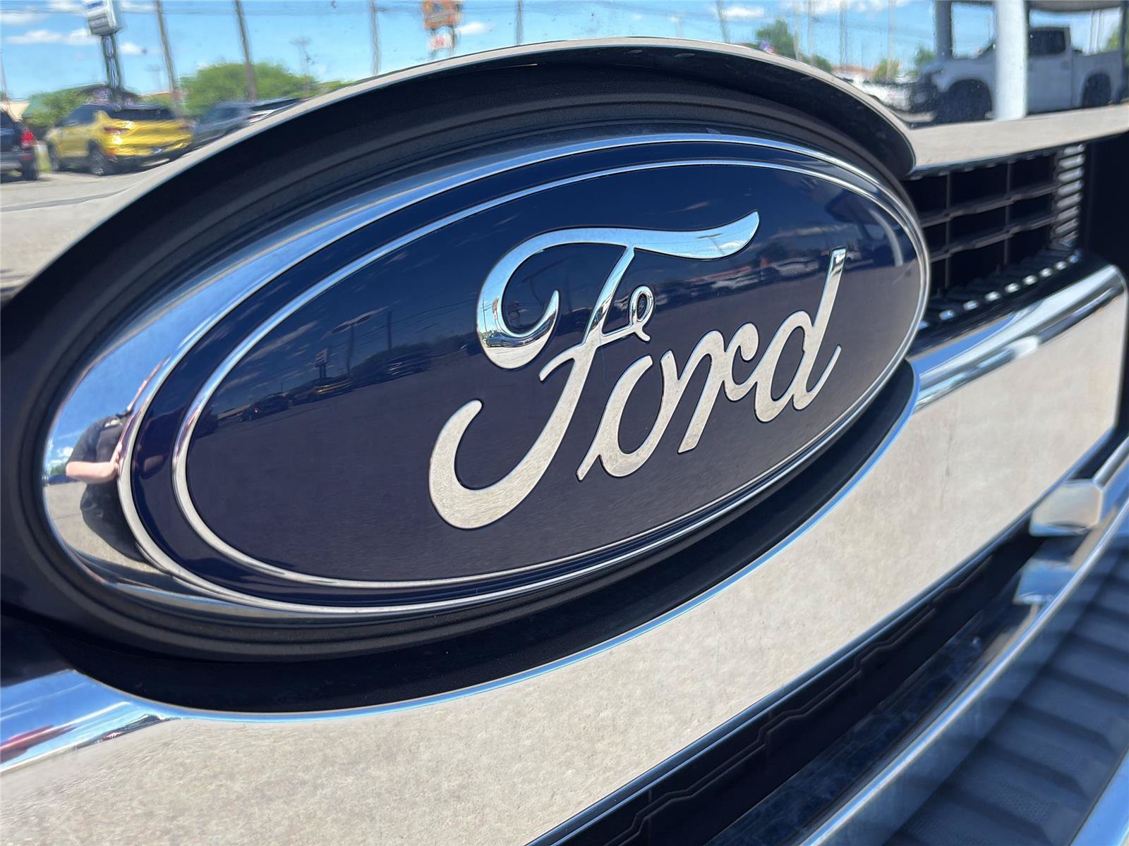 Used 2016 Ford F250 XLT w/ XLT Value Package AWD/4WD image 10