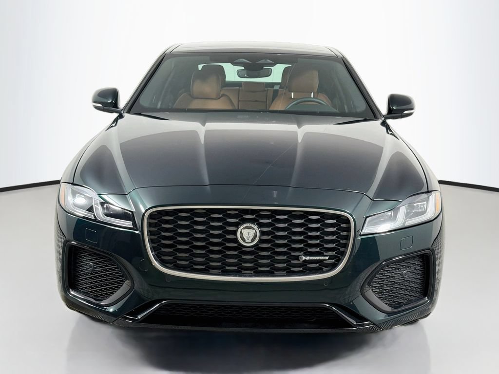Used 2024 Jaguar XF R-Dynamic SE AWD/4WD image 2
