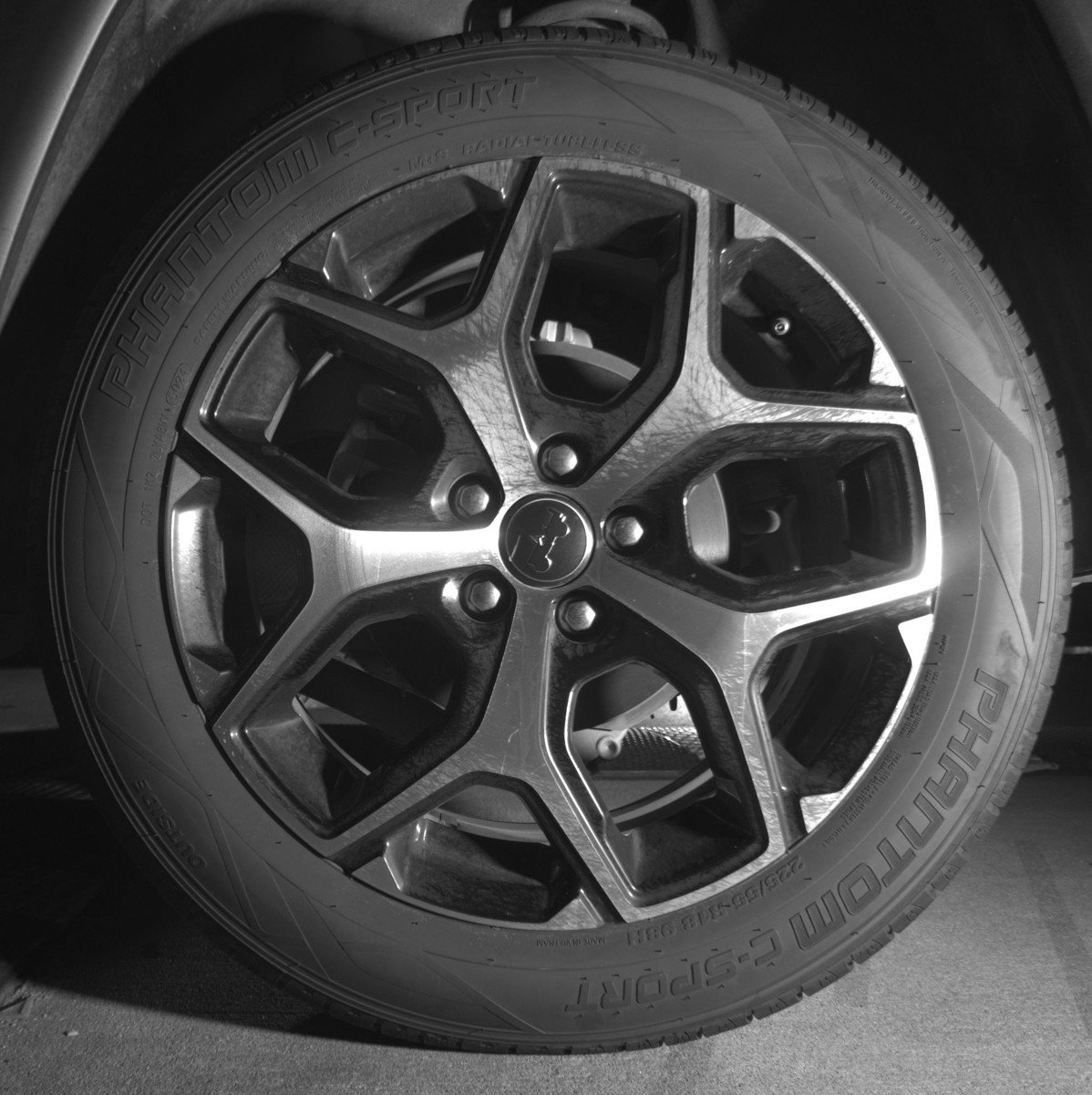 Used 2025 Jeep Compass Limited image 14