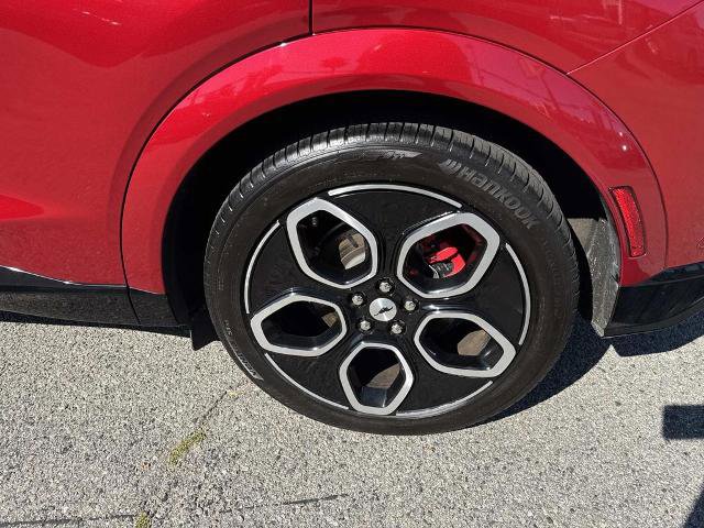 Certified 2021 Ford Mustang Mach-E GT image 9