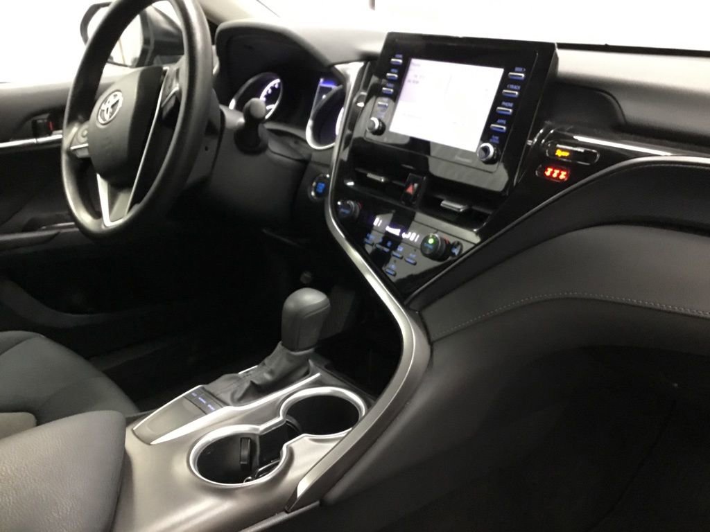 Used 2024 Toyota Camry LE image 23