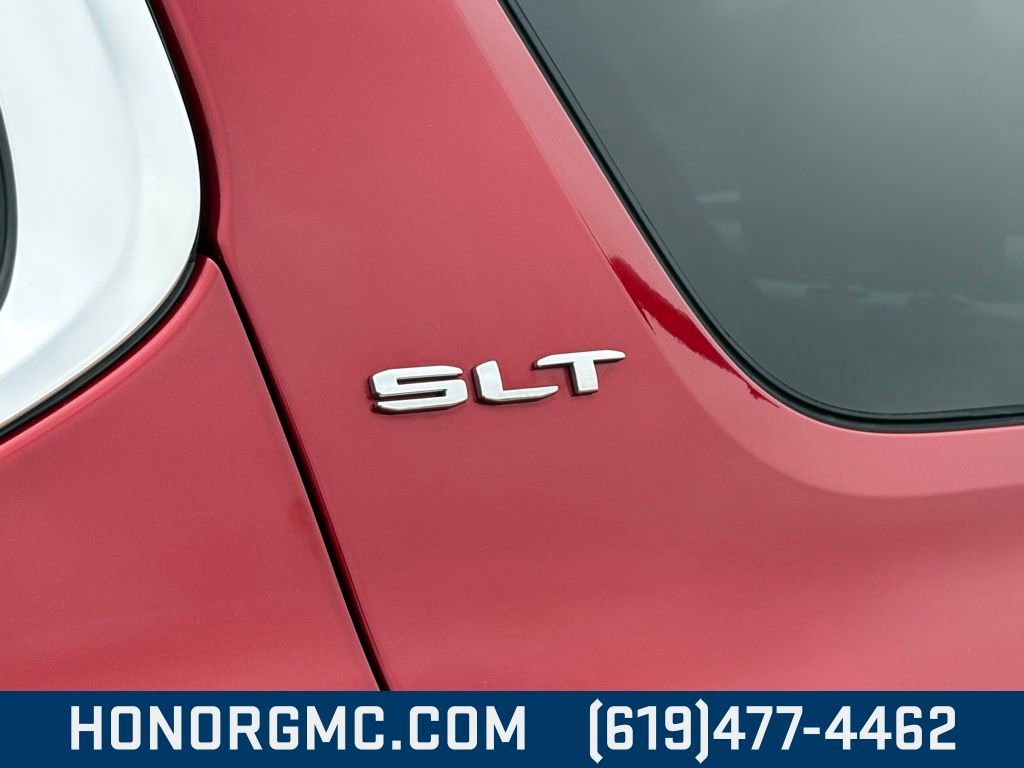 Used 2023 GMC Acadia SLT image 9