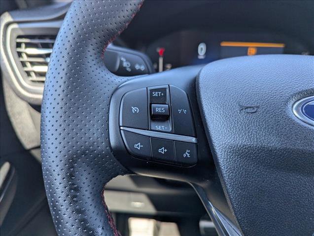 Used 2023 Ford Escape ST-Line image 13