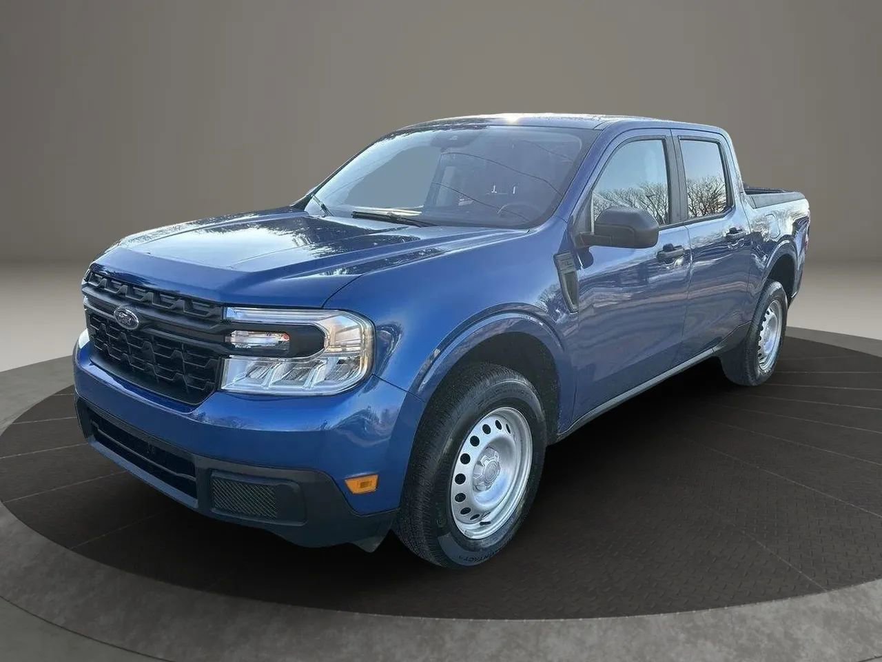Used 2024 Ford Maverick XL FWD image 1