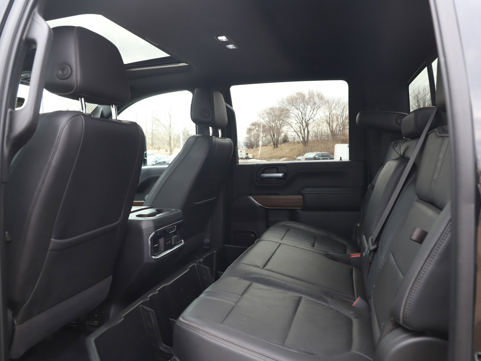 Used 2020 Chevrolet Silverado 3500 High Country w/ Snow Plow Prep/Camper Package AWD/4WD image 15