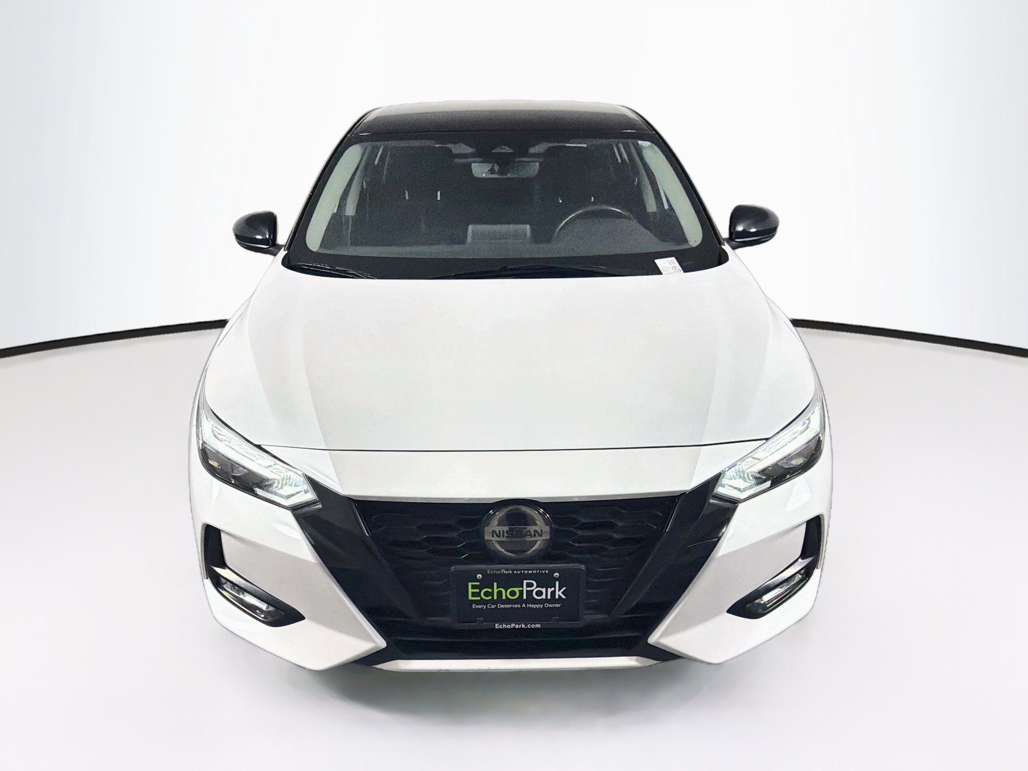 Used 2023 Nissan Sentra SR w/ Midnight Edition Package FWD image 2