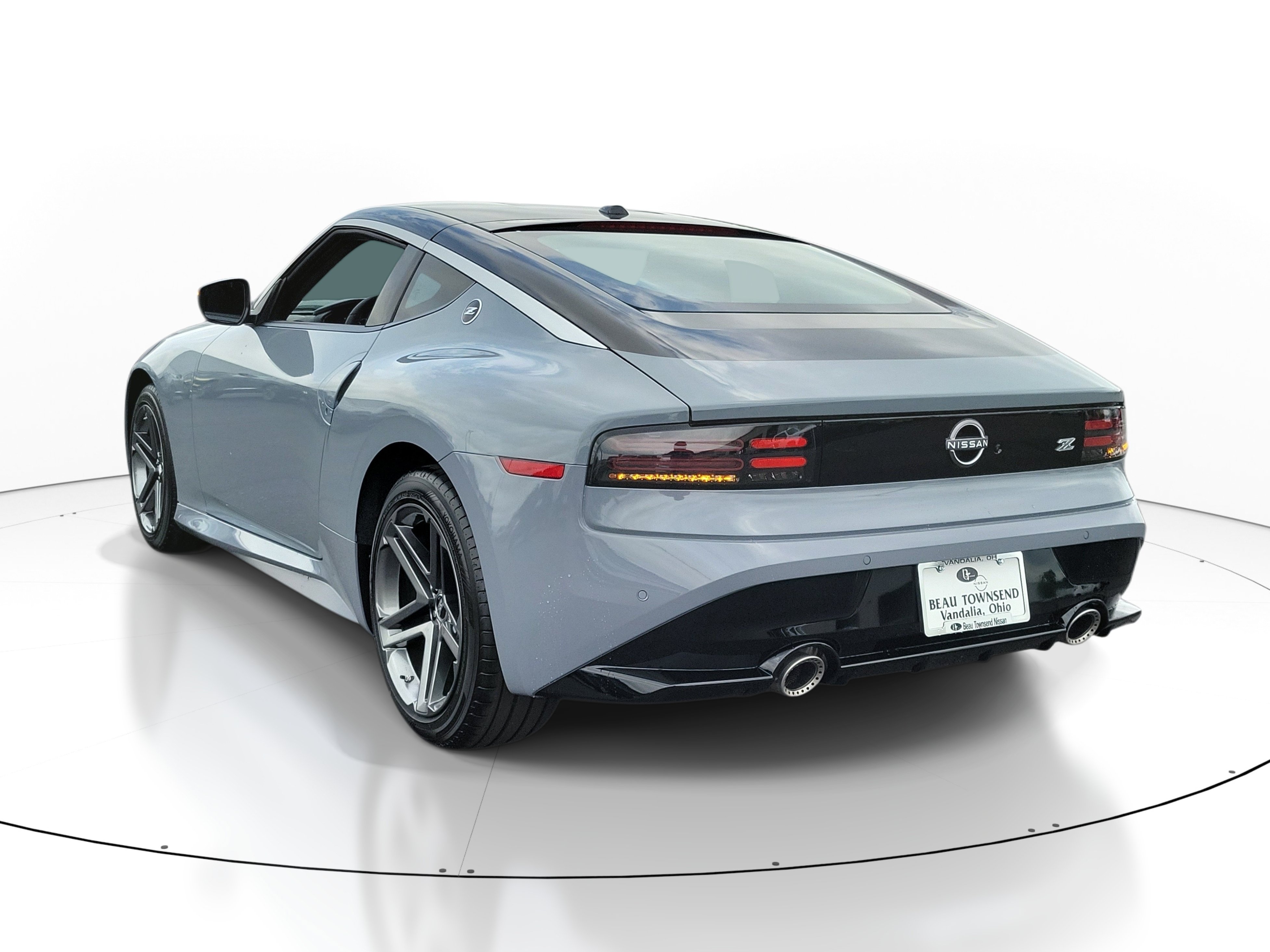 New 2026 Nissan Z Sport w/ Floor Mat Package RWD image 3