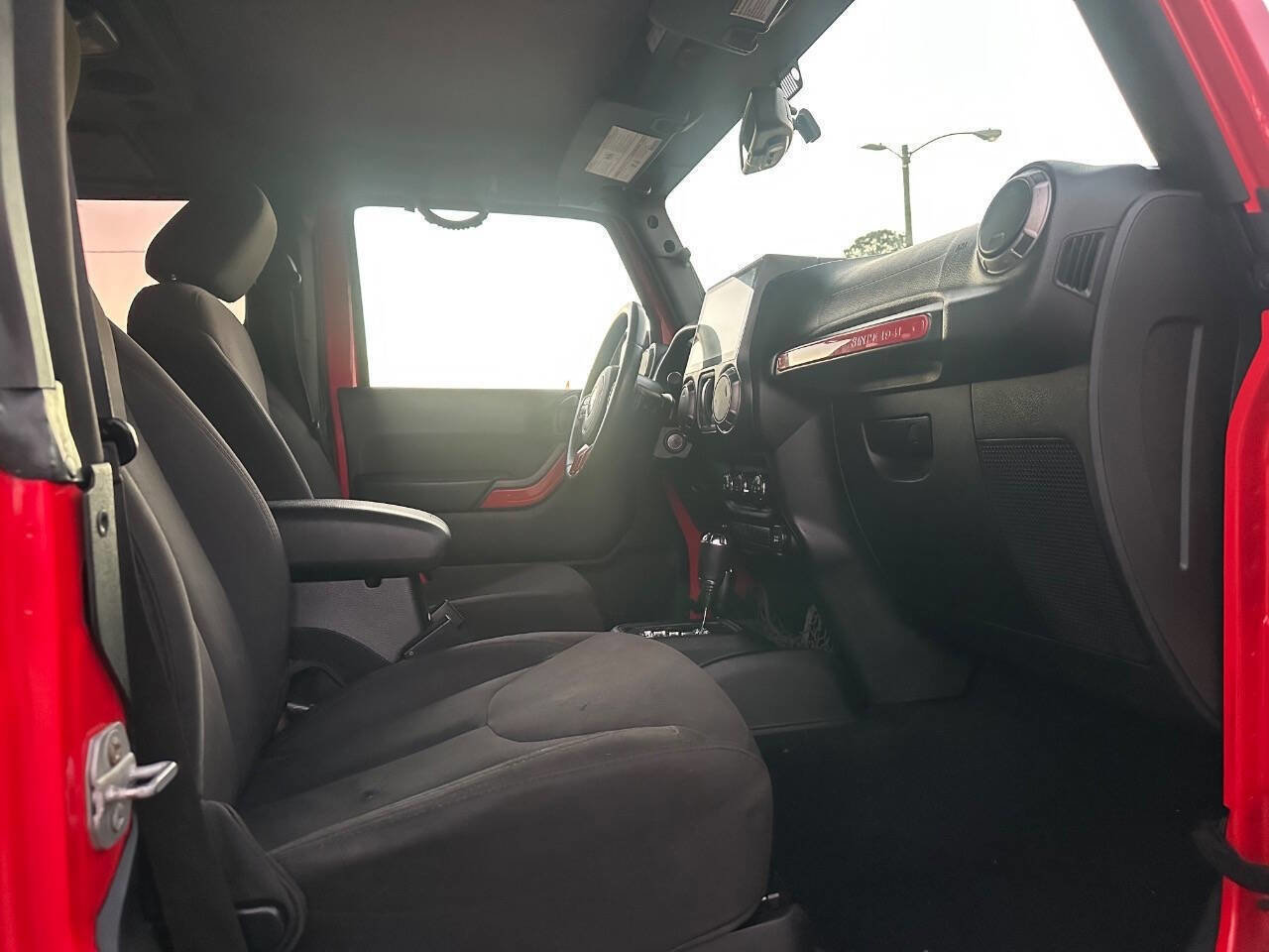 Used 2015 Jeep Wrangler Sport image 36