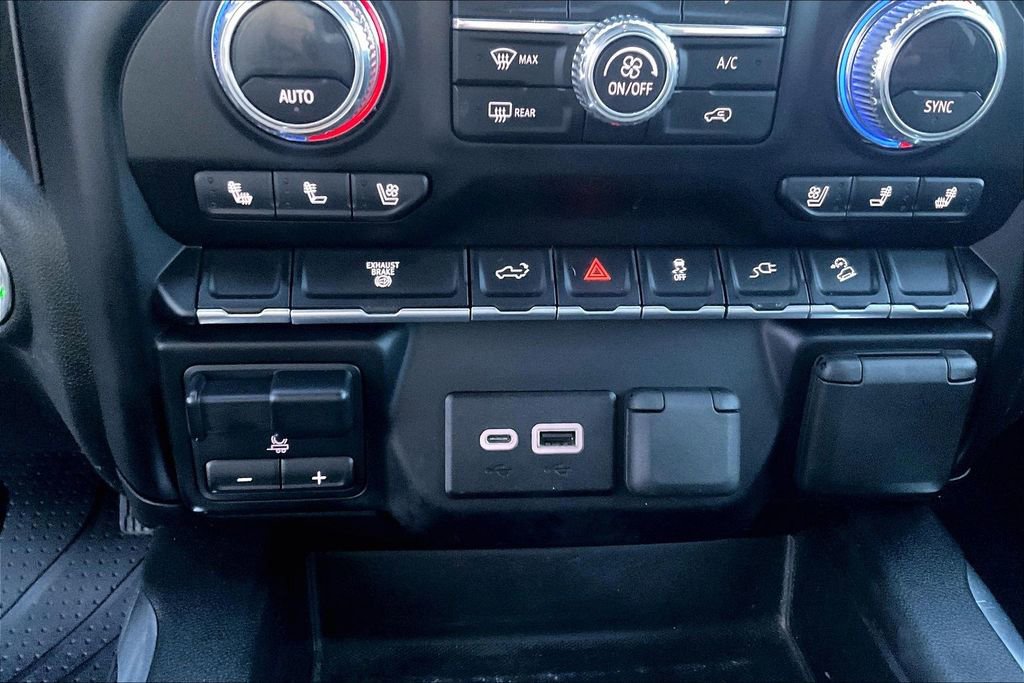 Used 2023 GMC Sierra 2500 AT4 w/ Gooseneck/5TH Wheel Package AWD/4WD image 34
