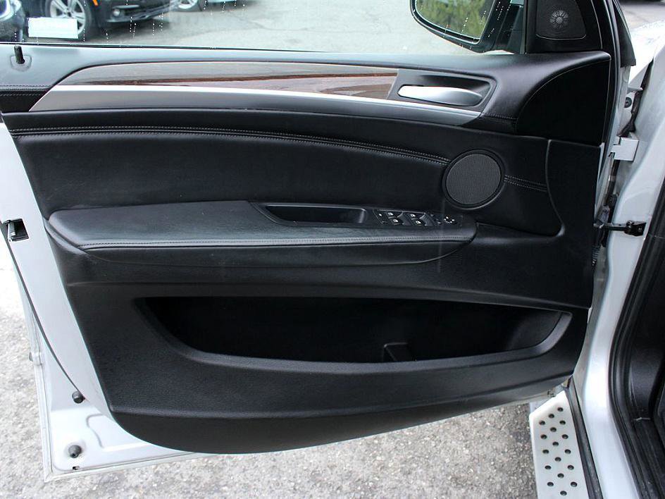 Used 2013 BMW X5 xDrive35i image 10