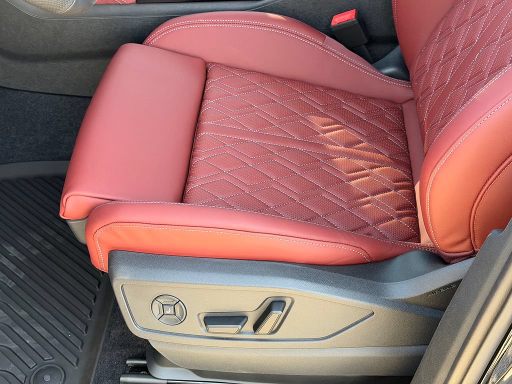 New 2026 Audi SQ5 Premium Plus AWD/4WD image 16