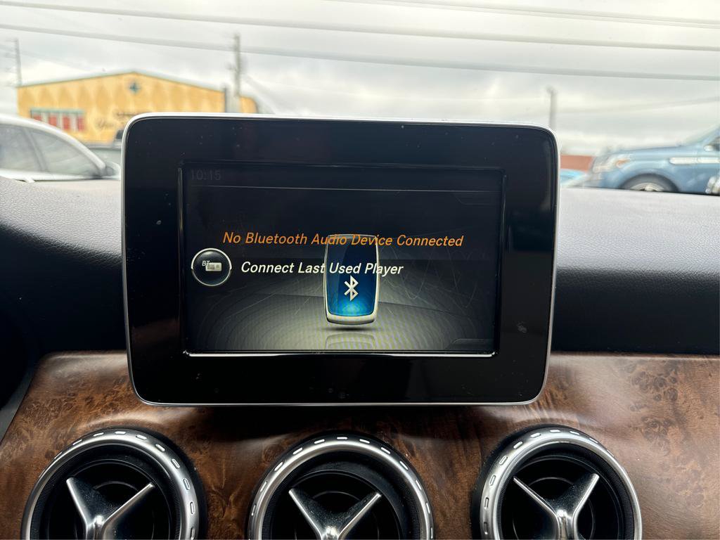Used 2017 Mercedes-Benz GLA 250 image 33
