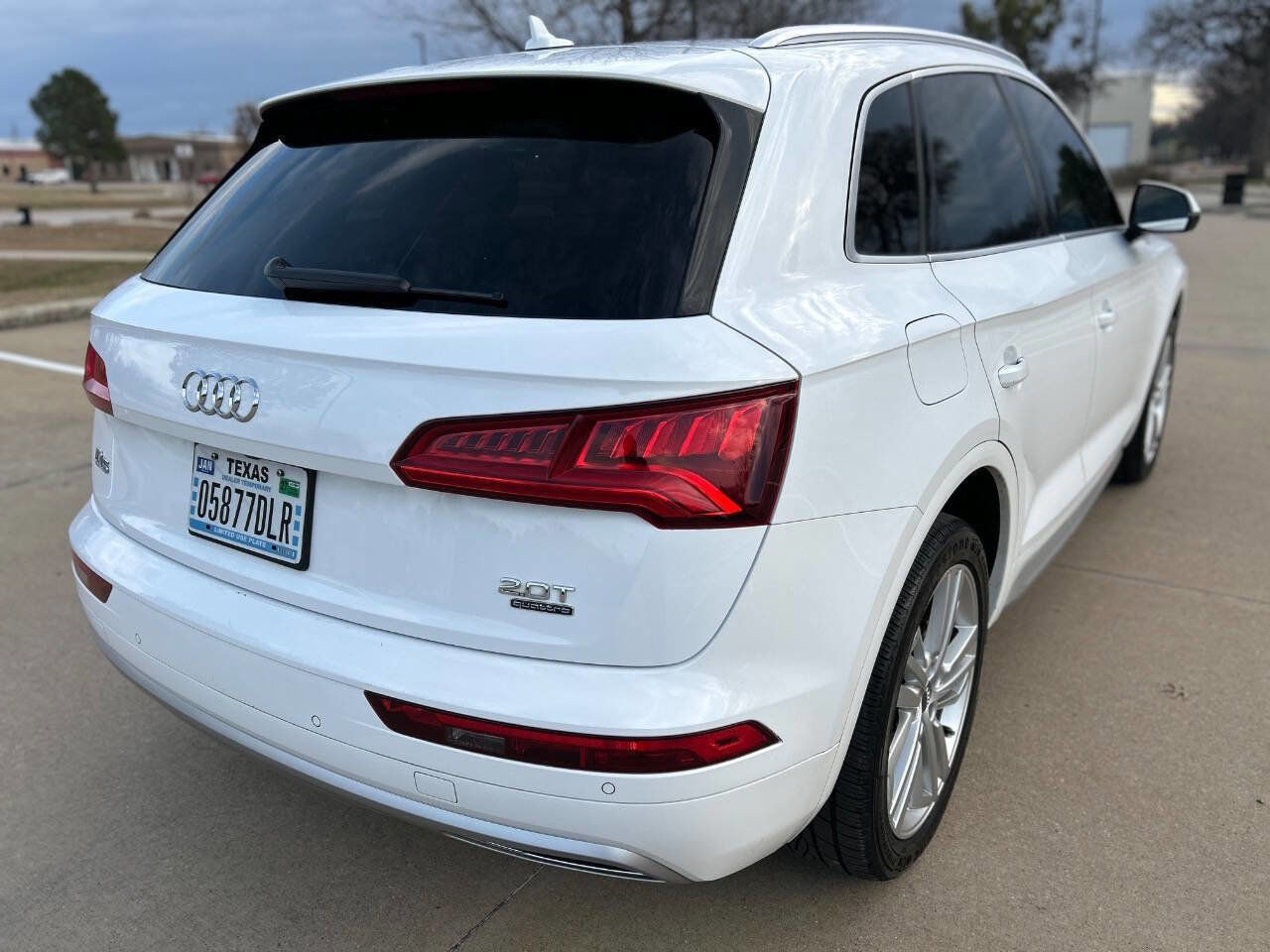 Used 2018 Audi Q5 2.0T Premium Plus w/ Premium Plus Package image 6