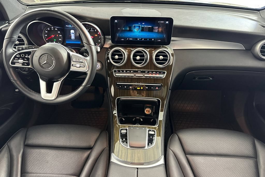 Used 2020 Mercedes-Benz GLC 300 4MATIC image 15