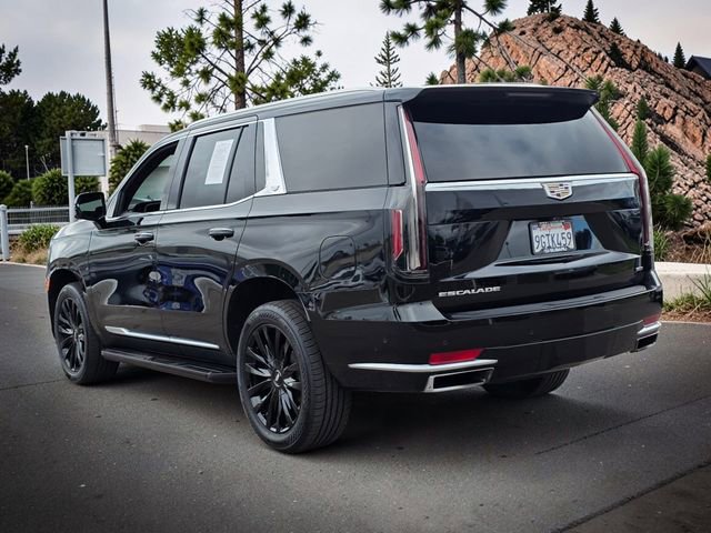 Used 2023 Cadillac Escalade Premium Luxury image 5