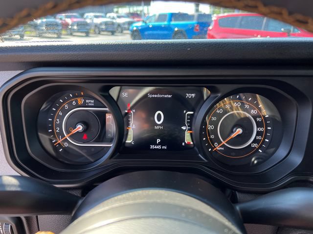 Certified 2024 Jeep Gladiator Sport AWD/4WD image 13