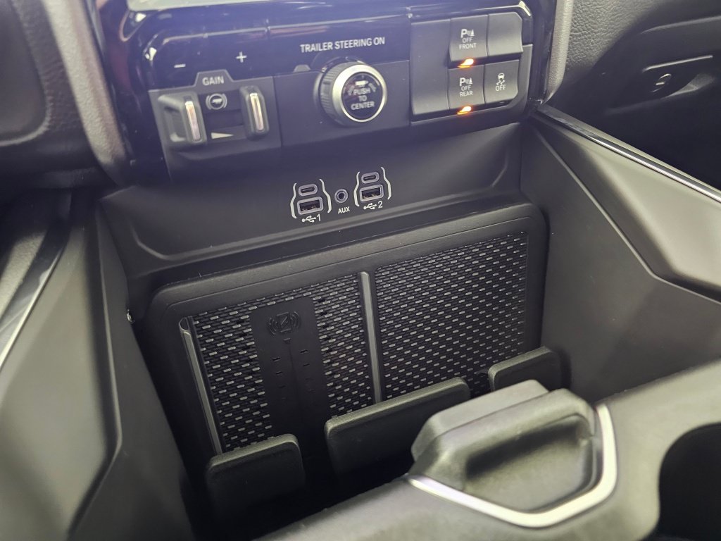 New 2026 RAM 1500 Laramie w/ Laramie Preferred Package AWD/4WD image 32
