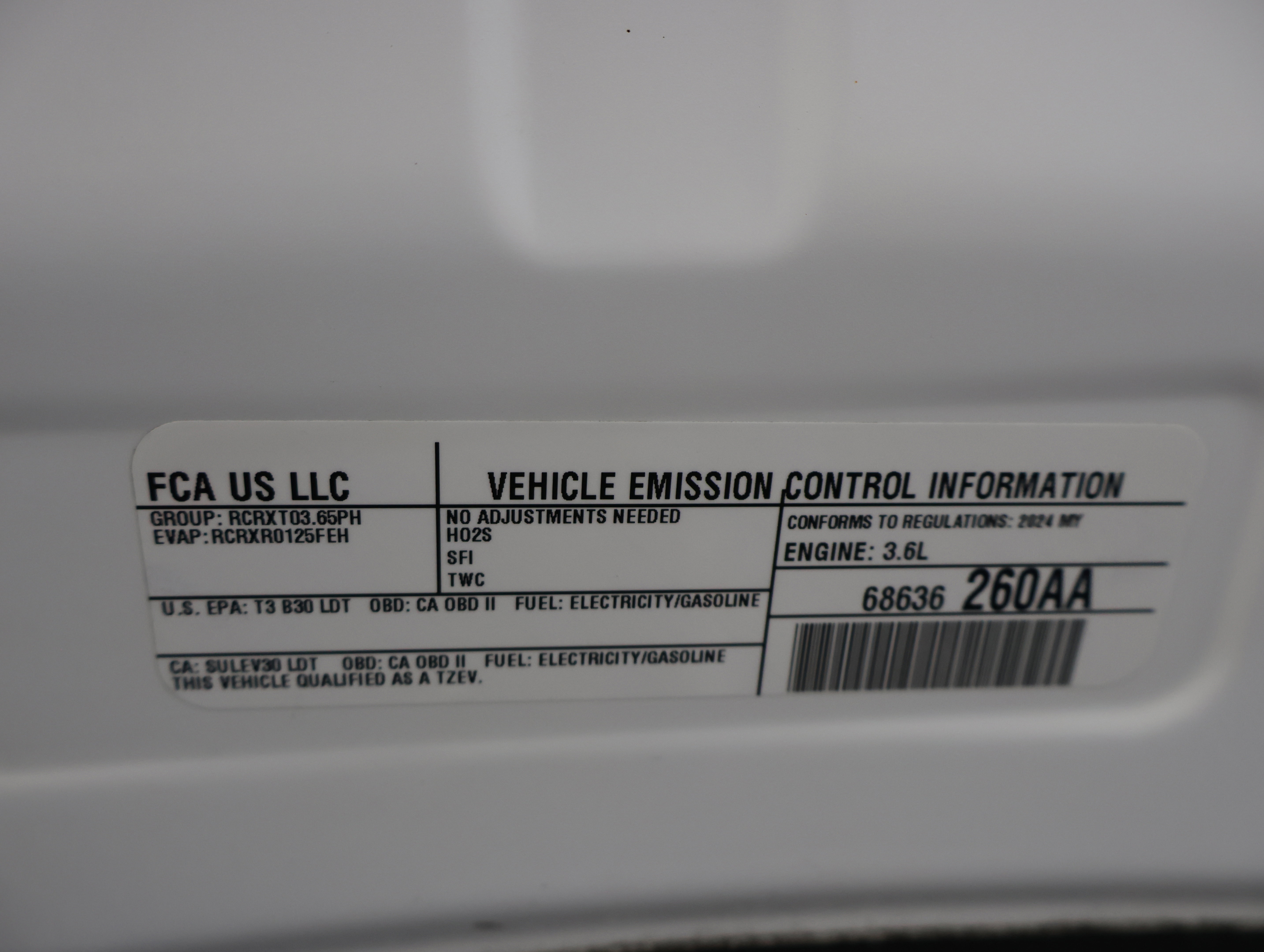 Used 2024 Chrysler Pacifica Limited FWD image 24